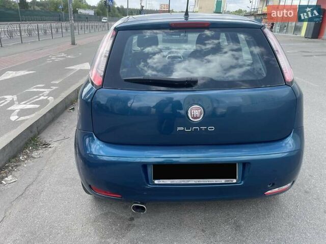 Синій Фіат Пунто, об'ємом двигуна 1.37 л та пробігом 238 тис. км за 5100 $, фото 4 на Automoto.ua