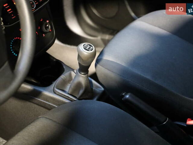 Синий Фиат Пунто, объемом двигателя 1.3 л и пробегом 158 тыс. км за 6900 $, фото 21 на Automoto.ua