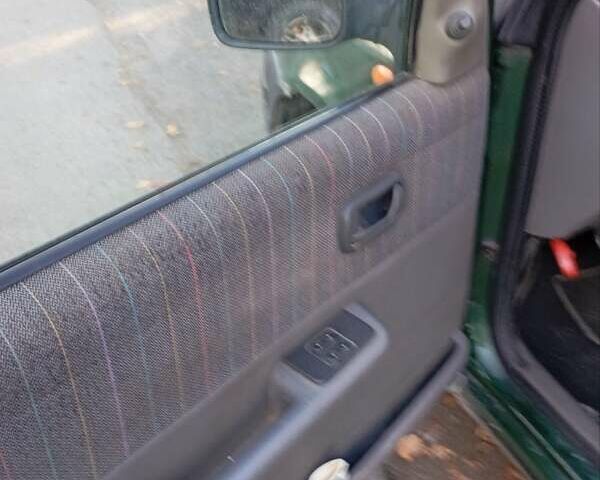 Зеленый Фиат Пунто, объемом двигателя 1.2 л и пробегом 230 тыс. км за 1700 $, фото 4 на Automoto.ua