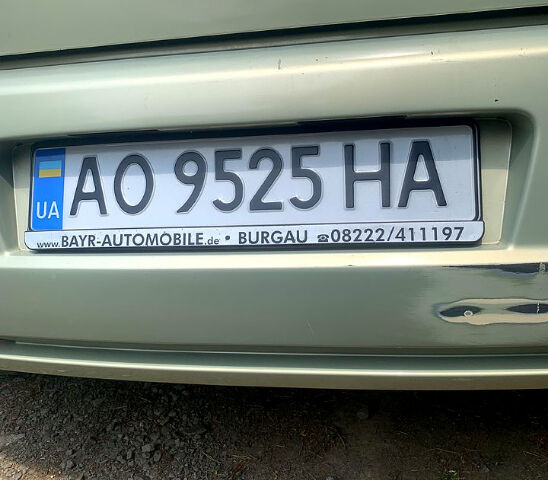 Зеленый Фиат Пунто, объемом двигателя 1.4 л и пробегом 225 тыс. км за 3200 $, фото 4 на Automoto.ua