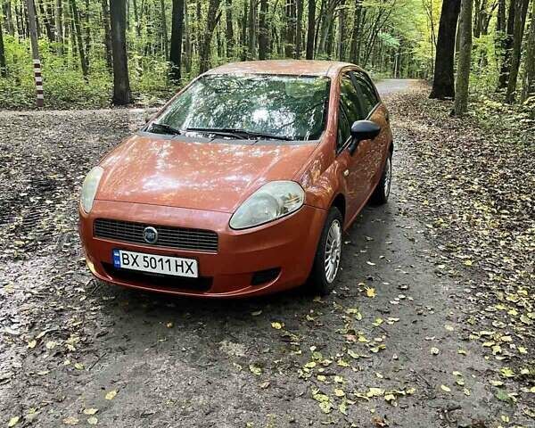 Фиат Пунто 2006 в Староконстантинов на Automoto.ua Оранжевый Фиат Пунто, объемом двигателя 1.24 л и пробегом 186 тыс. км за 3000 $, фото 28 на Automoto.ua