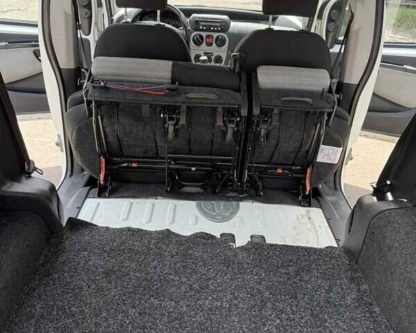 Білий Фіат Кубо, об'ємом двигуна 1.4 л та пробігом 182 тис. км за 5500 $, фото 11 на Automoto.ua