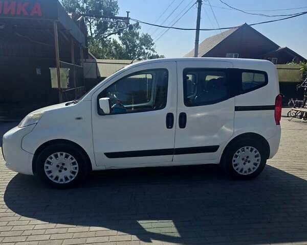 Белый Фиат Кубо, объемом двигателя 1.3 л и пробегом 172 тыс. км за 3999 $, фото 9 на Automoto.ua