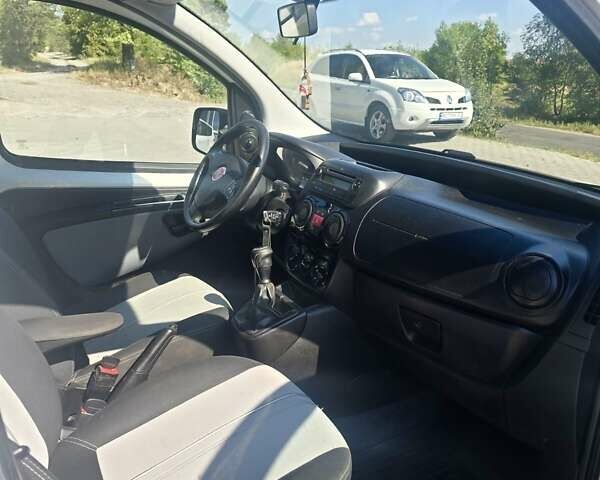 Белый Фиат Кубо, объемом двигателя 1.3 л и пробегом 172 тыс. км за 3999 $, фото 13 на Automoto.ua
