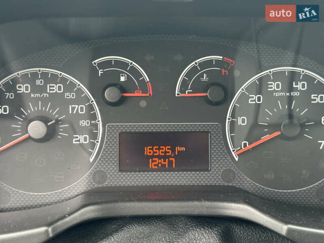 Фиат Кубо 2013 в Ивано-Франковске на Automoto.ua Белый Фиат Кубо, объемом двигателя 1.3 л и пробегом 170 тыс. км за 6200 $, фото 22 на Automoto.ua