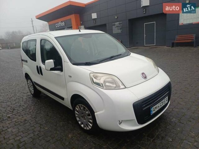 Белый Фиат Кубо, объемом двигателя 1.25 л и пробегом 189 тыс. км за 5900 $, фото 5 на Automoto.ua