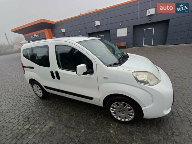 Белый Фиат Кубо, объемом двигателя 1.25 л и пробегом 189 тыс. км за 5900 $, фото 6 на Automoto.ua