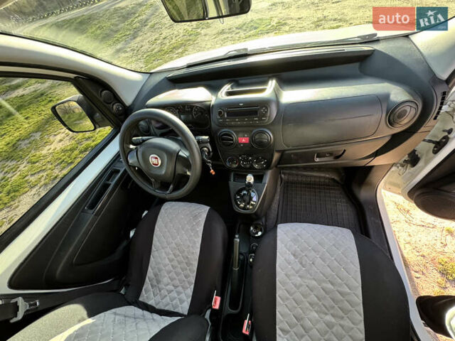 Белый Фиат Кубо, объемом двигателя 1.3 л и пробегом 144 тыс. км за 8500 $, фото 12 на Automoto.ua