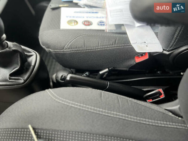 Белый Фиат Кубо, объемом двигателя 1.37 л и пробегом 13 тыс. км за 12699 $, фото 54 на Automoto.ua