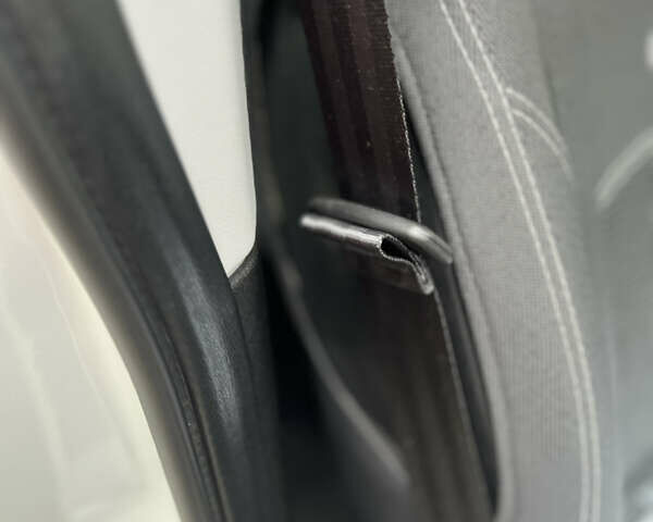 Белый Фиат Кубо, объемом двигателя 1.37 л и пробегом 13 тыс. км за 12699 $, фото 19 на Automoto.ua