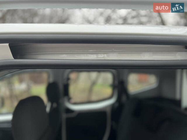 Белый Фиат Кубо, объемом двигателя 1.37 л и пробегом 13 тыс. км за 12699 $, фото 40 на Automoto.ua