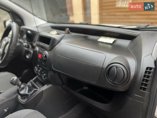 Белый Фиат Кубо, объемом двигателя 1.37 л и пробегом 13 тыс. км за 12699 $, фото 27 на Automoto.ua