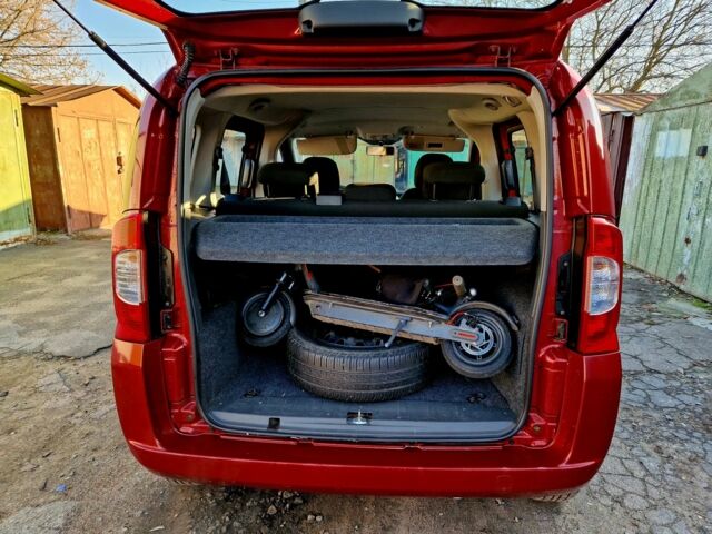 Красный Фиат Кубо, объемом двигателя 1.4 л и пробегом 140 тыс. км за 4500 $, фото 10 на Automoto.ua