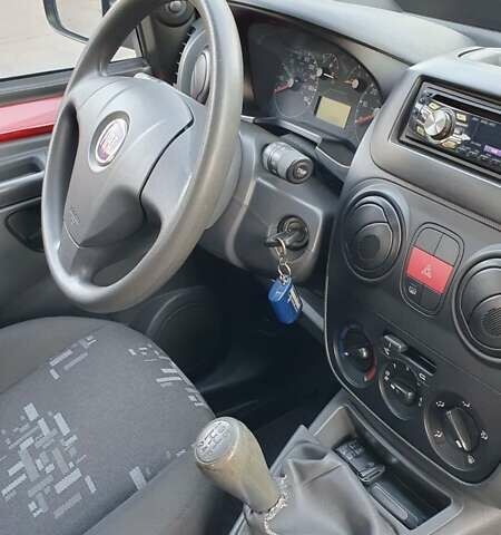 Червоний Фіат Кубо, об'ємом двигуна 1.36 л та пробігом 144 тис. км за 4500 $, фото 19 на Automoto.ua