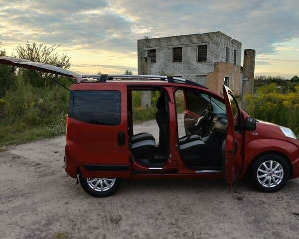 Красный Фиат Кубо, объемом двигателя 1.3 л и пробегом 258 тыс. км за 6250 $, фото 4 на Automoto.ua