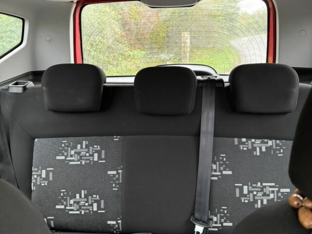 Фіат Кубо 2011 у Коломые на Automoto.ua Червоний Фіат Кубо, об'ємом двигуна 1.2 л та пробігом 150 тис. км за 5700 $, фото 8 на Automoto.ua