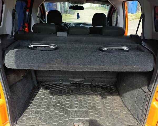 Фиат Кубо, объемом двигателя 1.36 л и пробегом 147 тыс. км за 4900 $, фото 7 на Automoto.ua