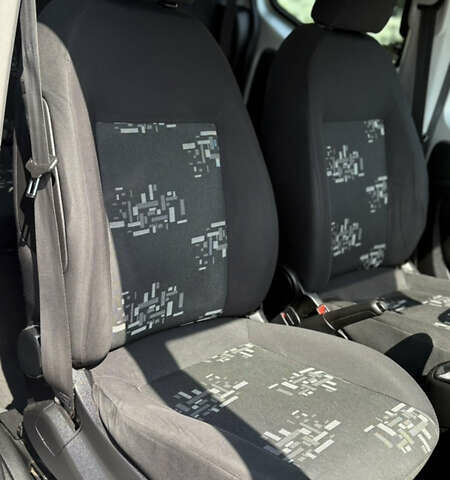 Сірий Фіат Кубо, об'ємом двигуна 1.4 л та пробігом 204 тис. км за 5390 $, фото 36 на Automoto.ua