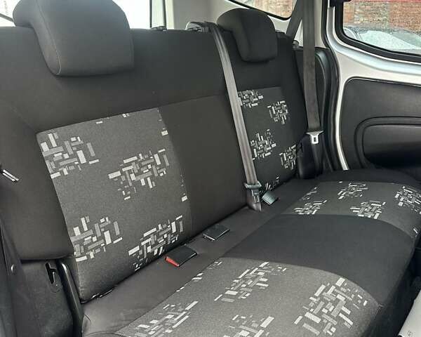 Сірий Фіат Кубо, об'ємом двигуна 1.3 л та пробігом 187 тис. км за 5800 $, фото 13 на Automoto.ua