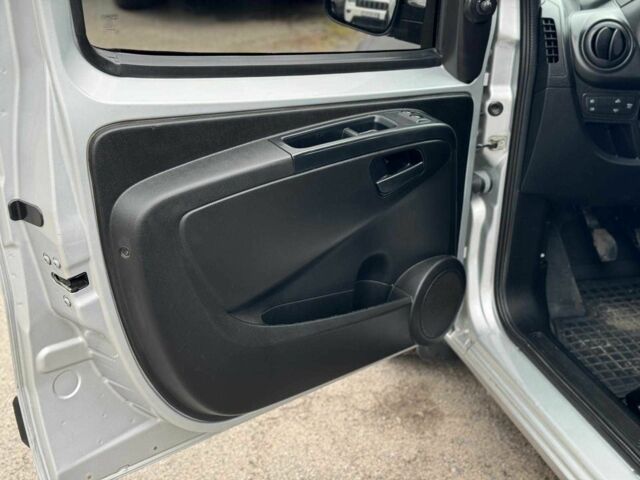 Серый Фиат Кубо, объемом двигателя 1.3 л и пробегом 114 тыс. км за 6940 $, фото 17 на Automoto.ua