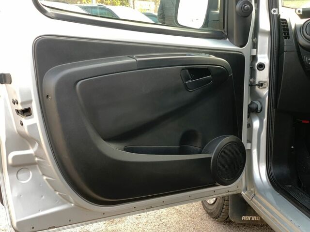 Сірий Фіат Кубо, об'ємом двигуна 1.3 л та пробігом 155 тис. км за 6690 $, фото 17 на Automoto.ua