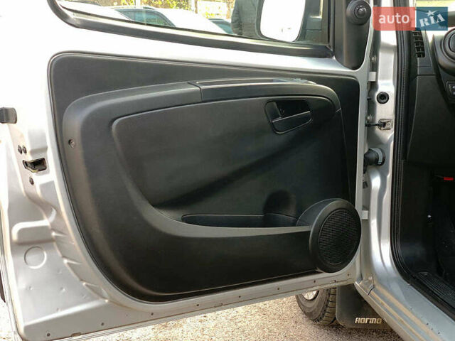 Серый Фиат Кубо, объемом двигателя 1.3 л и пробегом 155 тыс. км за 6690 $, фото 17 на Automoto.ua