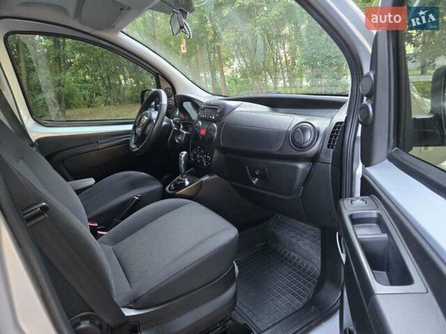 Серый Фиат Кубо, объемом двигателя 1.25 л и пробегом 204 тыс. км за 8700 $, фото 25 на Automoto.ua
