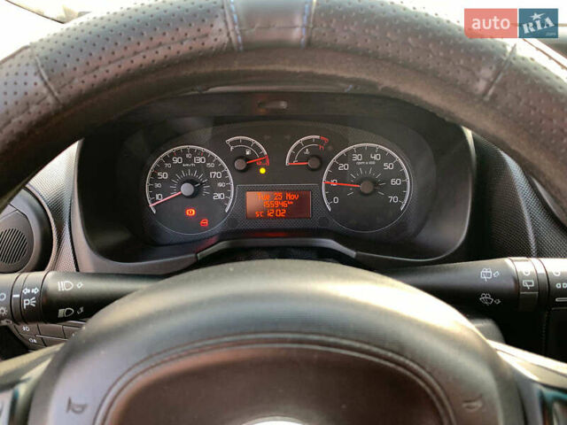 Серый Фиат Кубо, объемом двигателя 1.3 л и пробегом 155 тыс. км за 6690 $, фото 31 на Automoto.ua