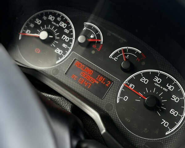 Серый Фиат Кубо, объемом двигателя 1.3 л и пробегом 190 тыс. км за 6900 $, фото 11 на Automoto.ua