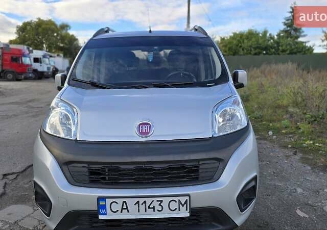 Серый Фиат Кубо, объемом двигателя 1.4 л и пробегом 146 тыс. км за 8100 $, фото 5 на Automoto.ua