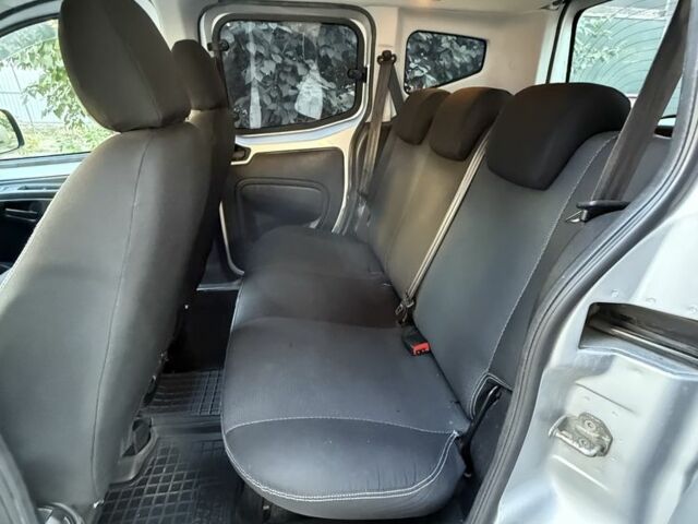 Сірий Фіат Кубо, об'ємом двигуна 1.4 л та пробігом 80 тис. км за 10200 $, фото 9 на Automoto.ua