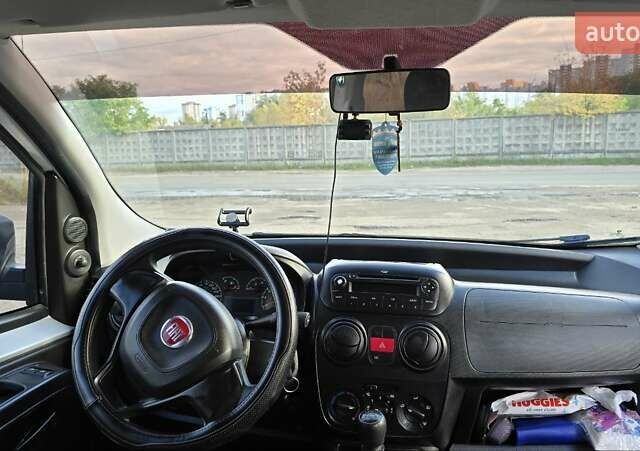 Серый Фиат Кубо, объемом двигателя 1.4 л и пробегом 146 тыс. км за 8100 $, фото 22 на Automoto.ua