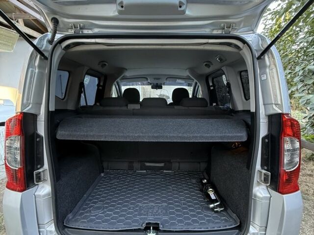 Сірий Фіат Кубо, об'ємом двигуна 1.4 л та пробігом 80 тис. км за 10200 $, фото 11 на Automoto.ua