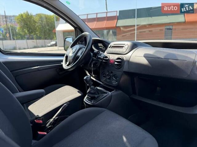 Сірий Фіат Кубо, об'ємом двигуна 1.37 л та пробігом 16 тис. км за 11200 $, фото 23 на Automoto.ua