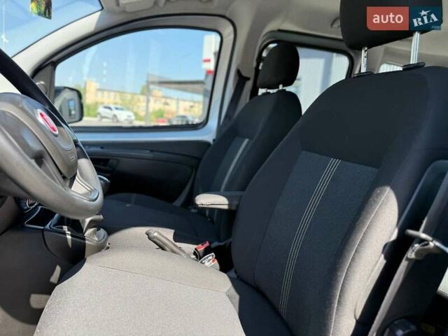 Сірий Фіат Кубо, об'ємом двигуна 1.37 л та пробігом 16 тис. км за 11200 $, фото 30 на Automoto.ua
