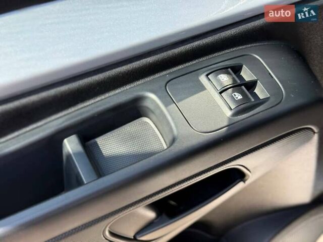 Сірий Фіат Кубо, об'ємом двигуна 1.37 л та пробігом 16 тис. км за 11200 $, фото 31 на Automoto.ua