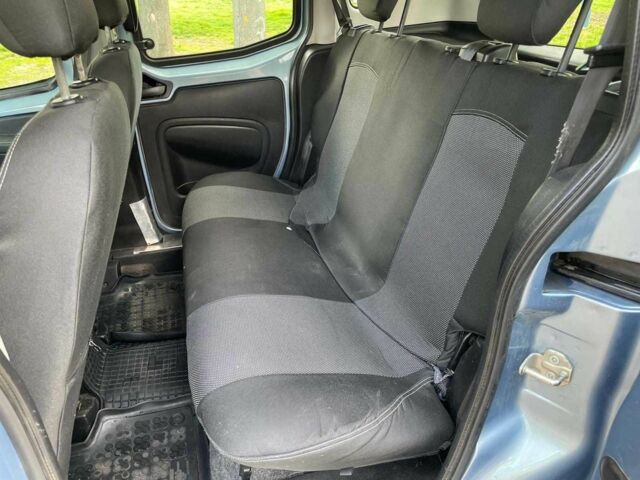 Синий Фиат Кубо, объемом двигателя 1.3 л и пробегом 198 тыс. км за 6870 $, фото 19 на Automoto.ua