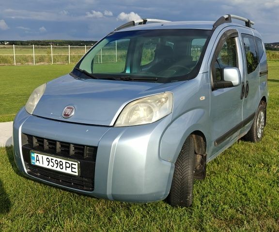 Синий Фиат Кубо, объемом двигателя 1.4 л и пробегом 291 тыс. км за 4000 $, фото 1 на Automoto.ua