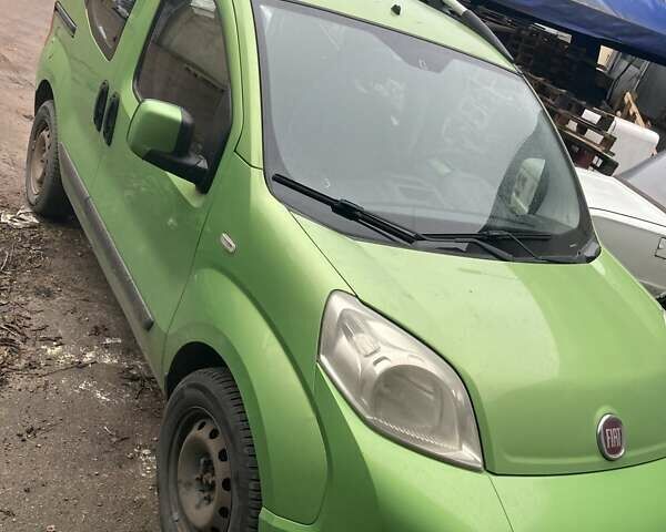 Зеленый Фиат Кубо, объемом двигателя 1.25 л и пробегом 278 тыс. км за 6000 $, фото 1 на Automoto.ua