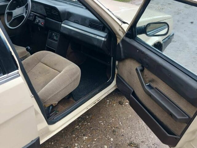 Фиат Регата 1988 в Черновцах на Automoto.ua Бежевый Фиат Регата, объемом двигателя 1 л и пробегом 240 тыс. км за 528 $, фото 5 на Automoto.ua