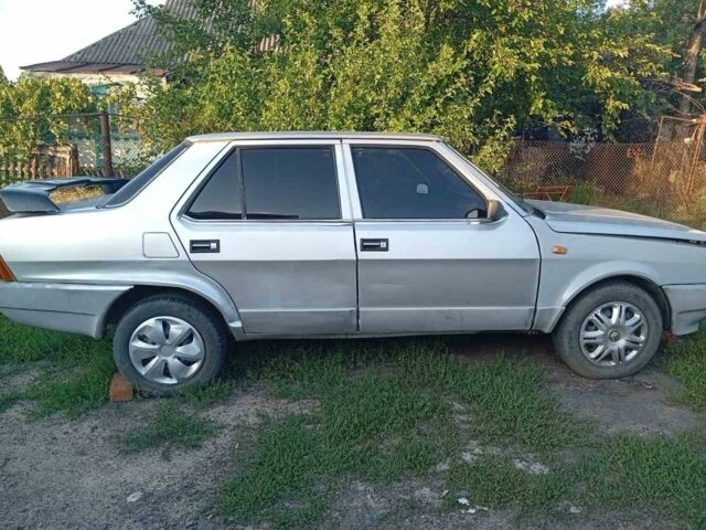 Серый Фиат Регата, объемом двигателя 0 л и пробегом 2 тыс. км за 1189 $, фото 1 на Automoto.ua