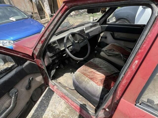 Красный Фиат Ритмо, объемом двигателя 0 л и пробегом 250 тыс. км за 550 $, фото 3 на Automoto.ua