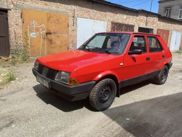 Красный Фиат Ритмо, объемом двигателя 1.1 л и пробегом 3 тыс. км за 716 $, фото 9 на Automoto.ua