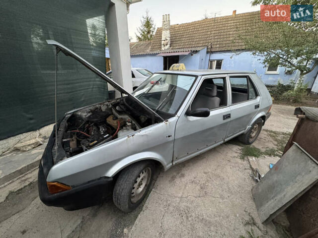 Серый Фиат Ритмо, объемом двигателя 1.5 л и пробегом 110 тыс. км за 377 $, фото 4 на Automoto.ua