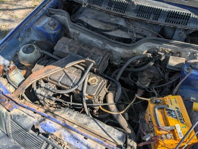 Синий Фиат Ритмо, объемом двигателя 1.7 л и пробегом 300 тыс. км за 300 $, фото 7 на Automoto.ua