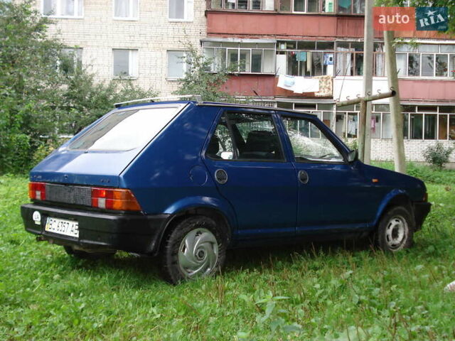 Синий Фиат Ритмо, объемом двигателя 0 л и пробегом 200 тыс. км за 300 $, фото 4 на Automoto.ua
