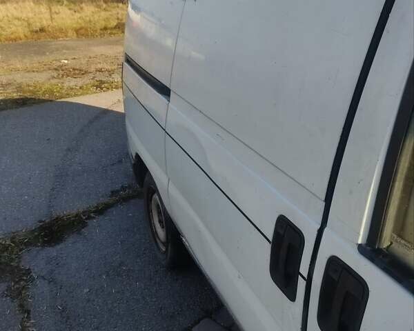 Белый Фиат Скудо, объемом двигателя 1.9 л и пробегом 485 тыс. км за 2100 $, фото 4 на Automoto.ua