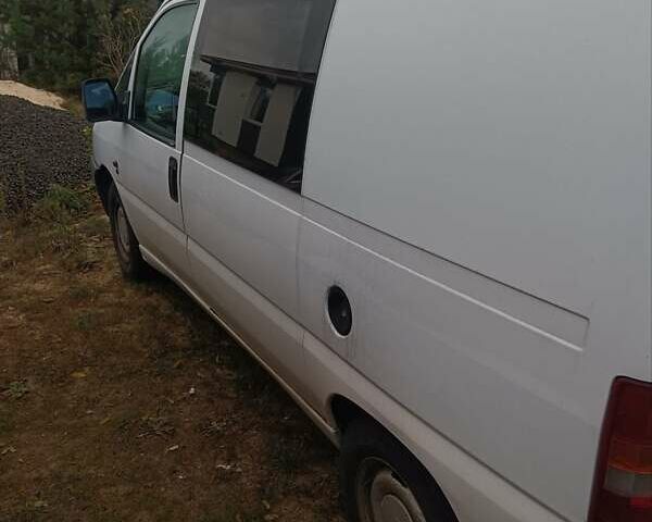 Білий Фіат Скудо, об'ємом двигуна 1.6 л та пробігом 262 тис. км за 2500 $, фото 1 на Automoto.ua