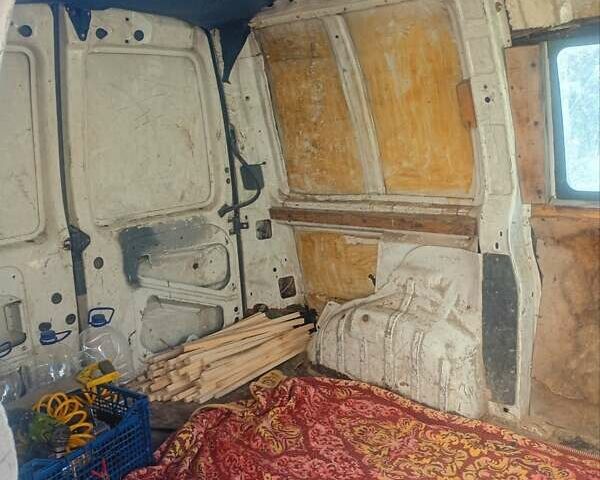 Белый Фиат Скудо, объемом двигателя 1.9 л и пробегом 417 тыс. км за 2400 $, фото 6 на Automoto.ua