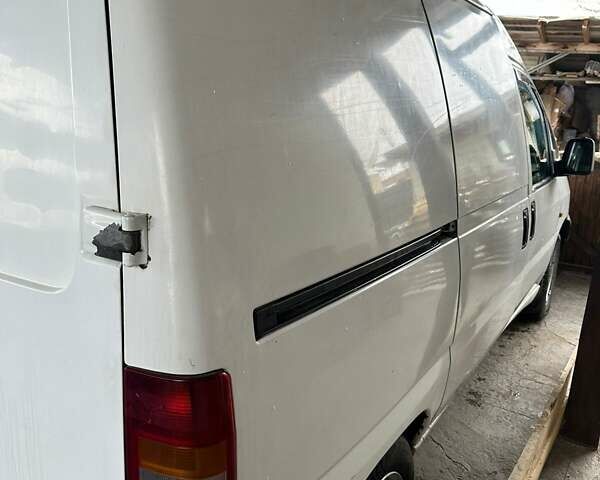 Білий Фіат Скудо, об'ємом двигуна 1.91 л та пробігом 400 тис. км за 2800 $, фото 1 на Automoto.ua